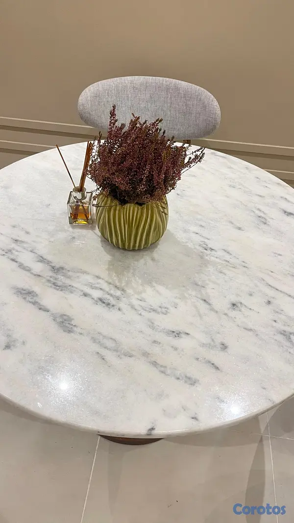 muebles y colchones - Mesa de comedor en mármol original 2