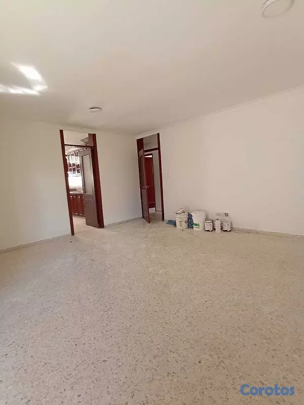 apartamentos - Alquiler Apartamento de 3 Habitaciones, Bella Vist 2