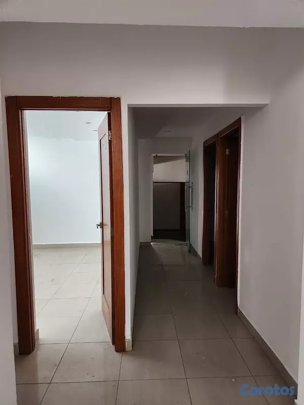 oficinas y locales comerciales - hermoso local en renta  10