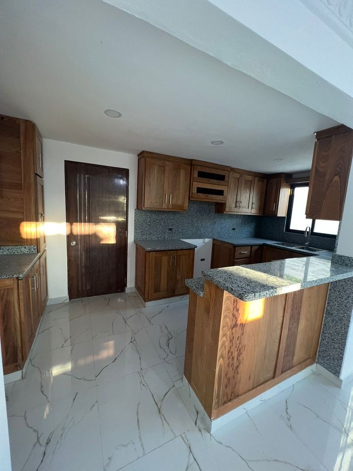casas - Vendo casa en Av. Ecológica, Santo Domingo Este 8