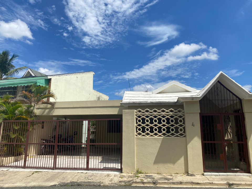 casas - Casa en venta en Colinas de Los Rios  1