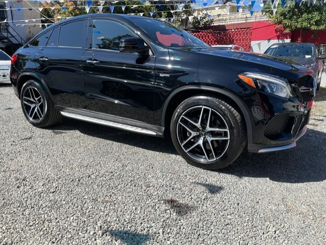 jeepetas y camionetas - Mercedes Benz GLE 43 AMG 2017 Recien Importada Clean Carfax