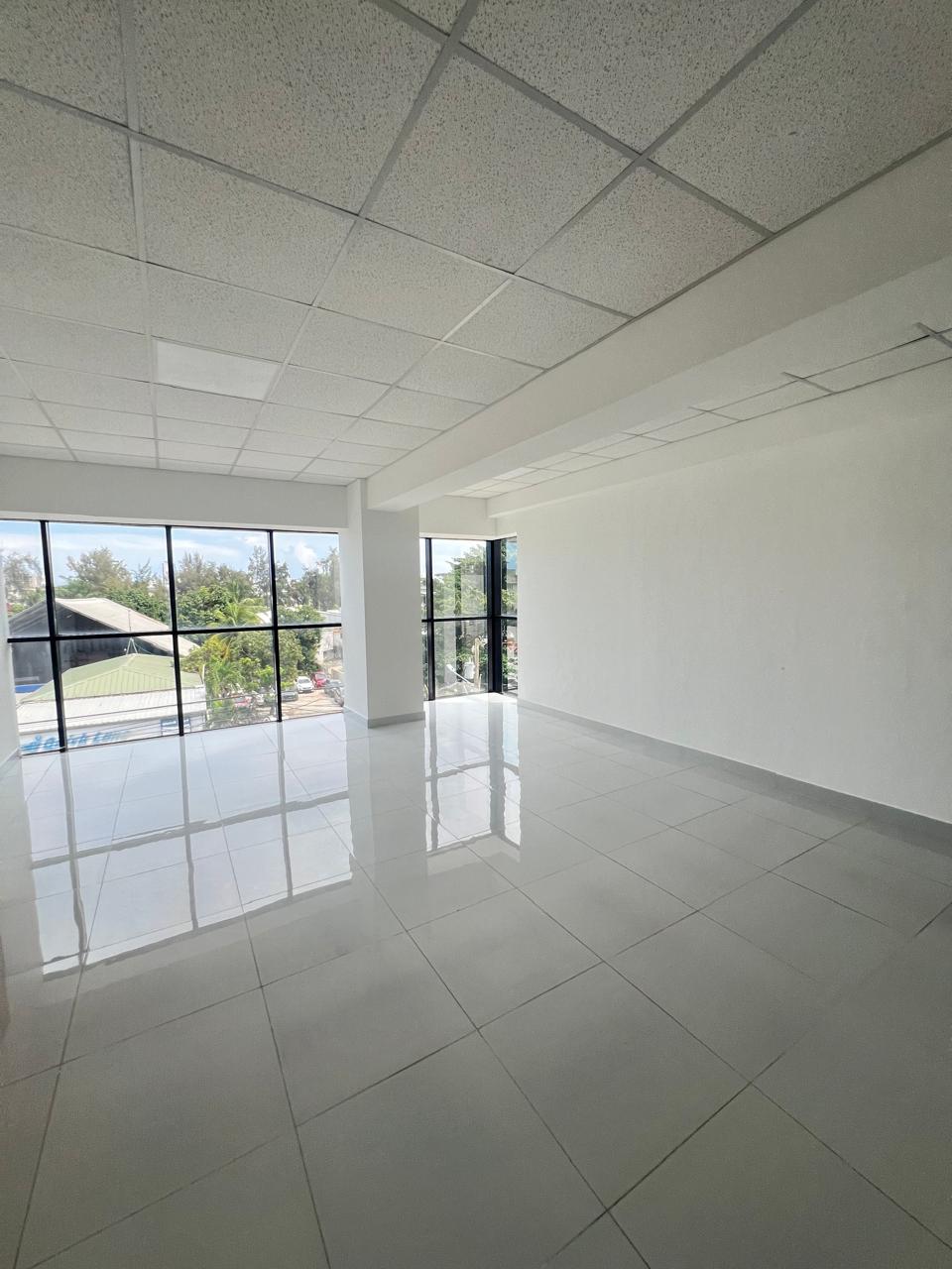 oficinas y locales comerciales - Espacios para Oficinas Todo Incluido en Alquiler 