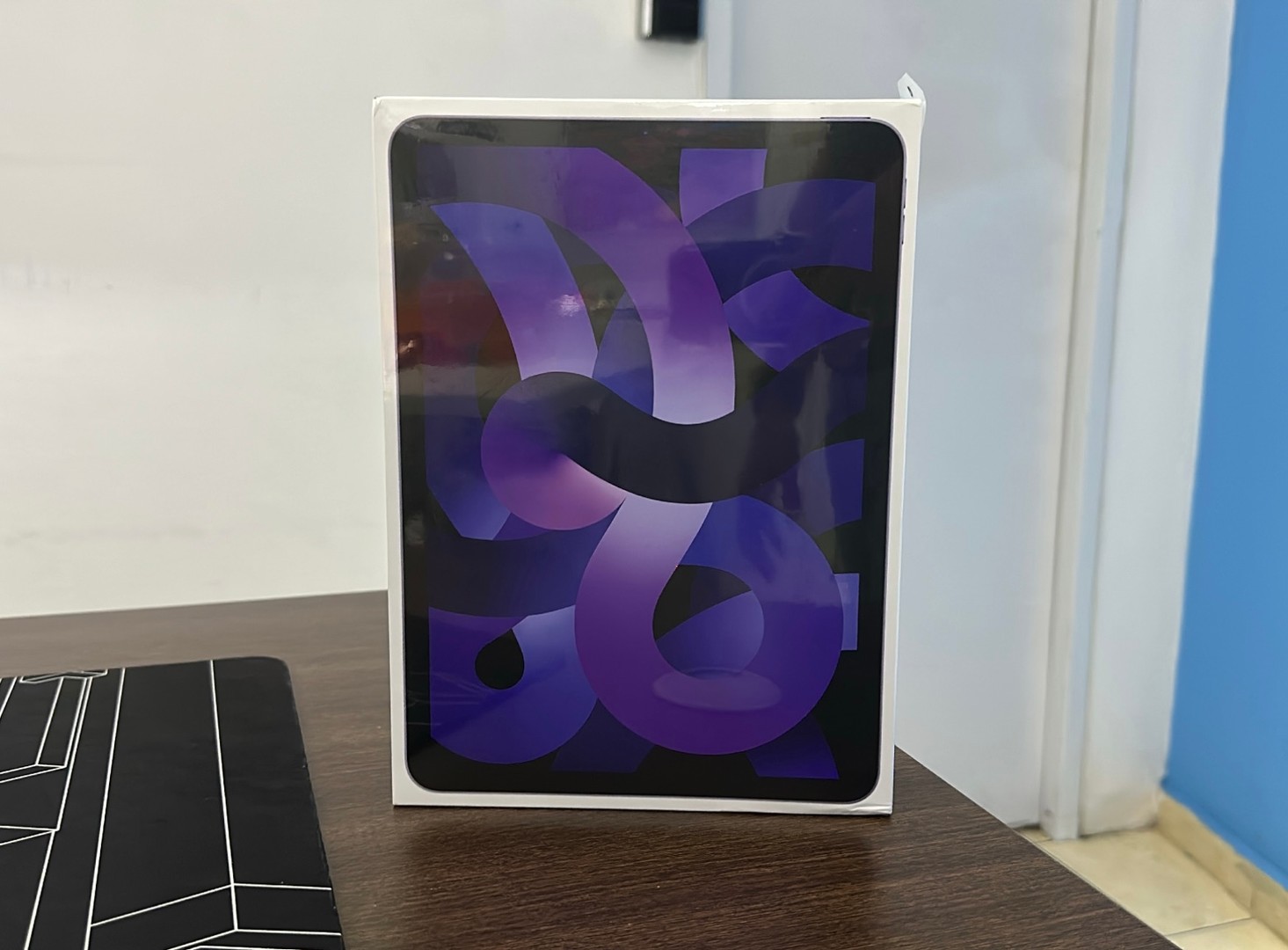 celulares y tabletas - Vendo iPad Air 10.5 inch (5ta Gen) 256GB Wi-Fi Purple Nueva Sellada $ 39,500 NEG