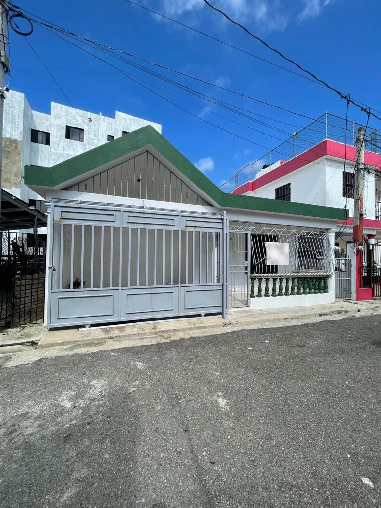 casas - CASA EN VENTA EN GURABO, SANTIAGO.