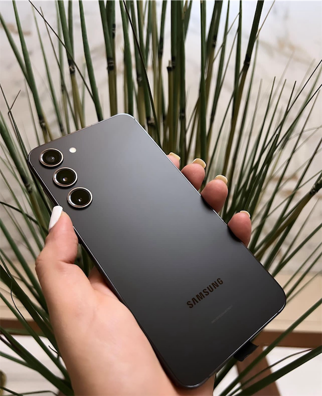 celulares y tabletas - Samsung Galaxy S23 256GB Cómo Nuevo  1