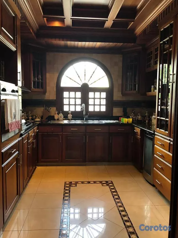 casas - De Oportunidad! Magnifica Casa en Santiago 3