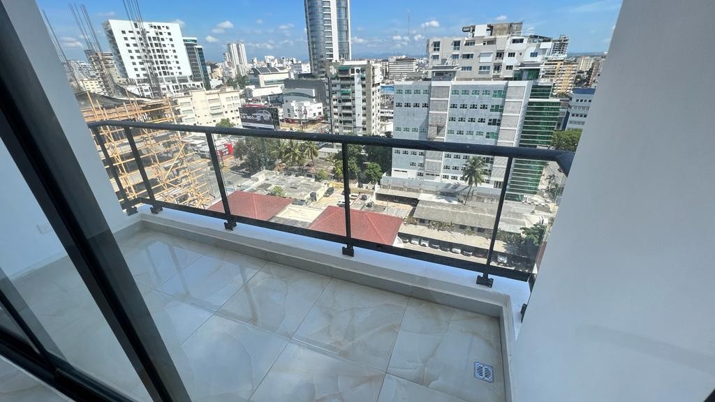 apartamentos - Alquiler de Apartamento en Naco con Linea Blanca 6