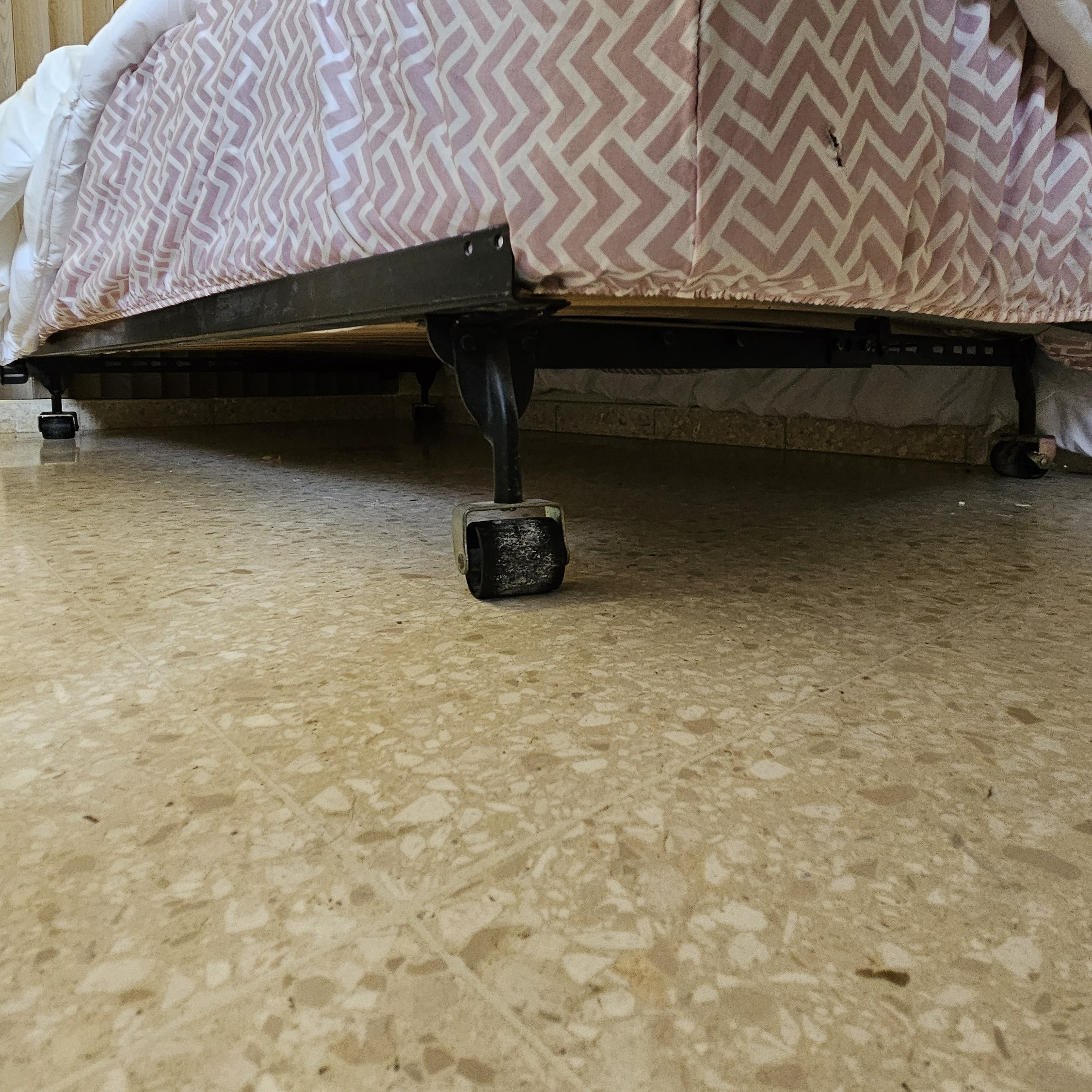 muebles y colchones - Base de cama en hierro 3