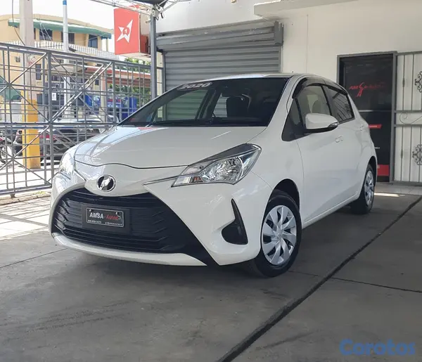 carros - ***TOYOTA VITZ SPORT 2020 IMPECABLE 3