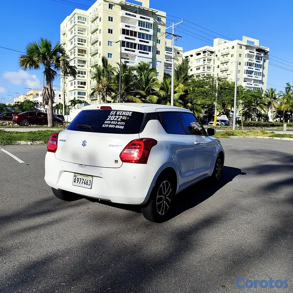 carros - Suzuki Swift GL+ 2022 9