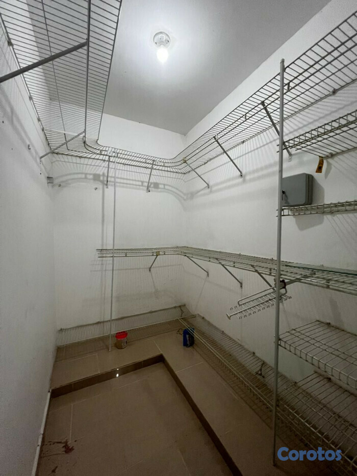 apartamentos - alquiler Apartamento Amueblado en Evaristo Morales 4