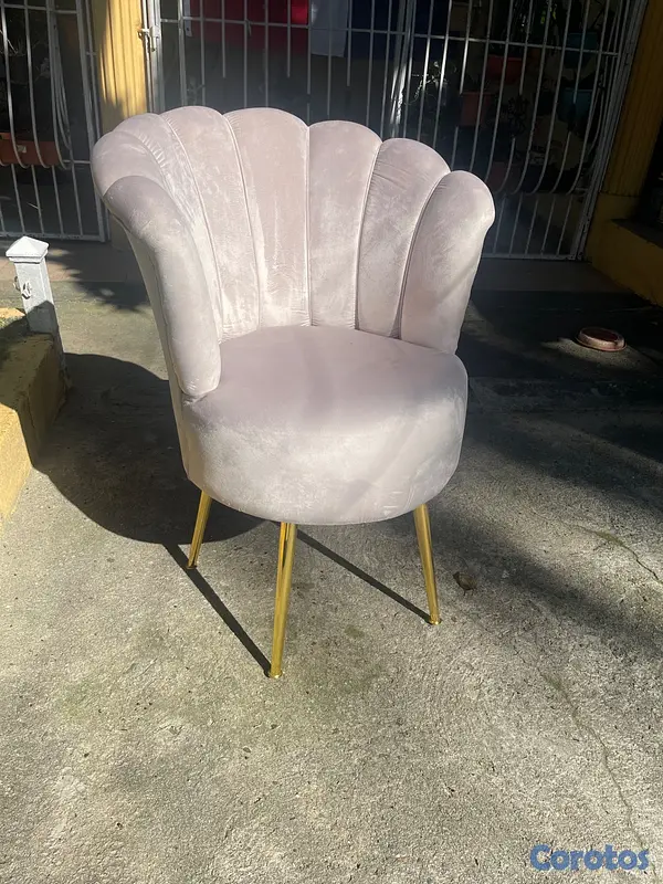 muebles y colchones - Butacas flor de loto son dos  2