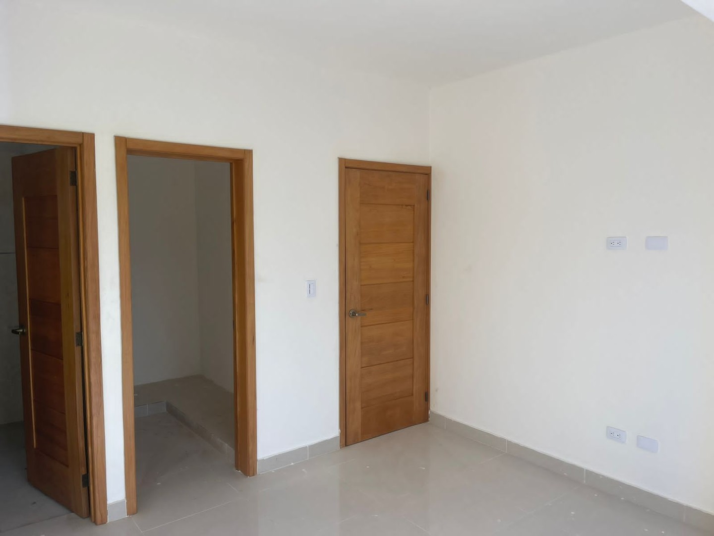 apartamentos - Vendo apartamento nuevo a estrenar
Sector El Cacique - Avenida Independencia
 6