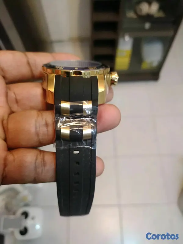 joyas, relojes y accesorios - Disponible reloj invicta original 4,000 pesos  5