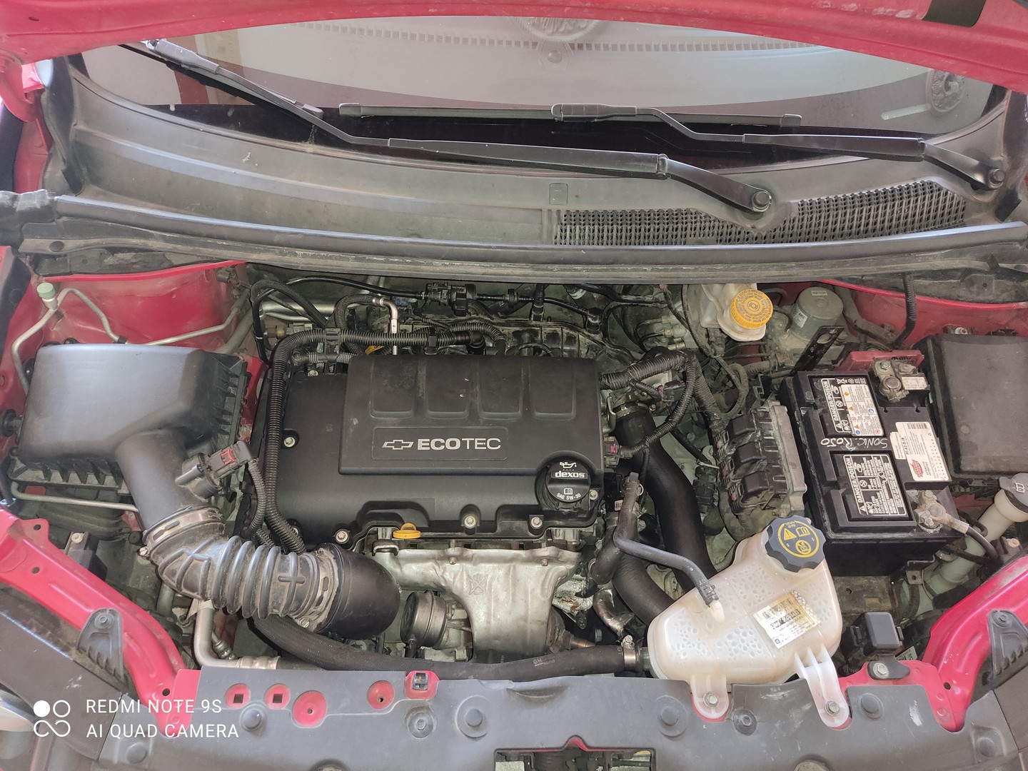 carros -  Chevrolet Sonic 2015 LTZ Turbo 440,000 negociable.