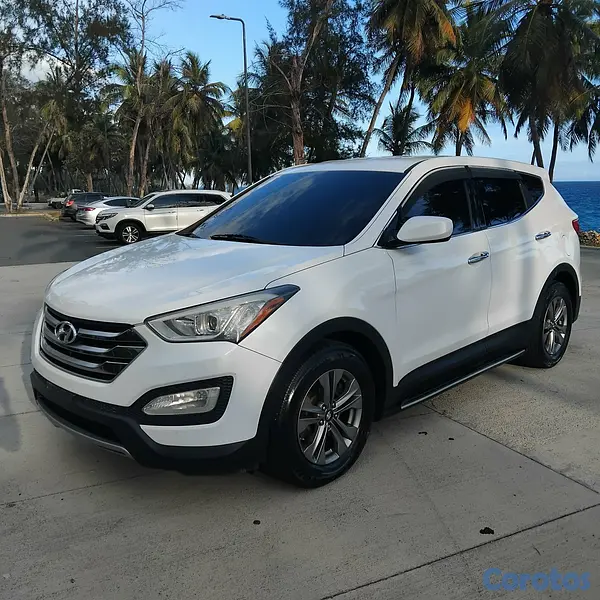 jeepetas y camionetas - Hyundai Santa Fe año 2016 5