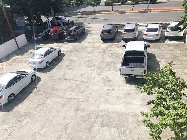 oficinas y locales comerciales - Local de oportunidad en venta 5