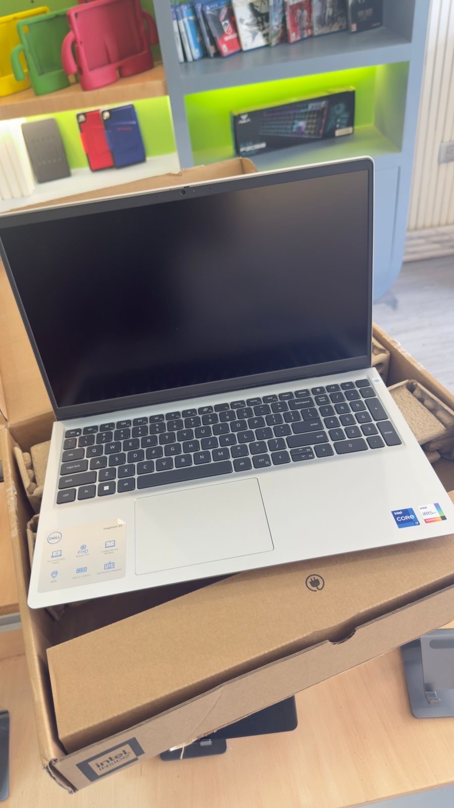 computadoras y laptops - Laptop Dell Inspiron 15 3530 i7 32Gb de ram 1Tb SSD windows 11 pro