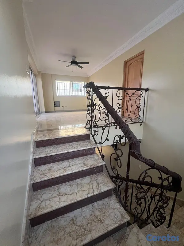apartamentos - Penthouse de Lujo en Venta en Urb. Real – 344 m² con Terrazas y Jacuzzi  6
