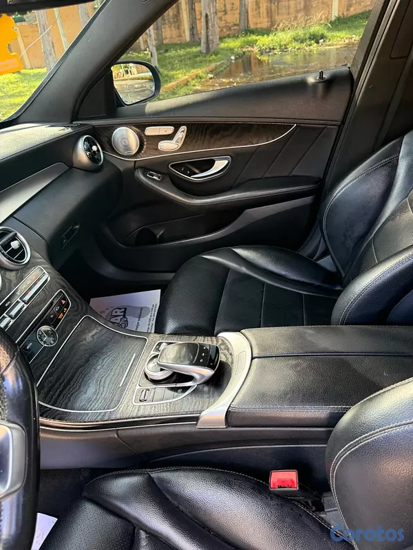 carros - Mercedes C300 Edición limitada  11