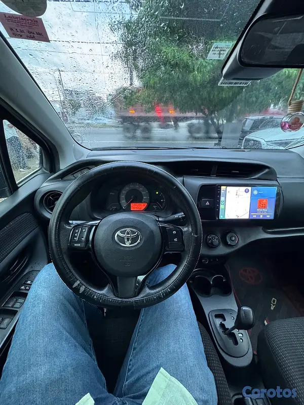 carros - Toyota Vitz FULL 4WD 2018 9