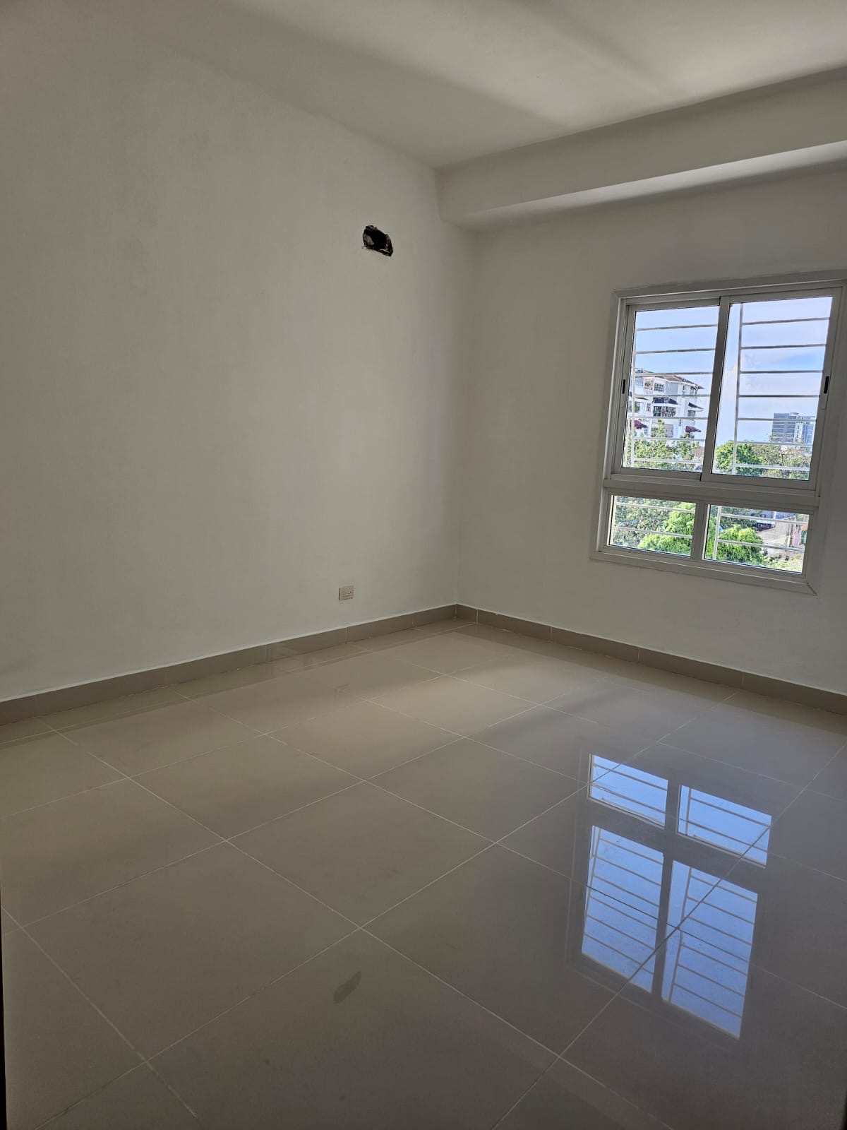 apartamentos - Alquiló en el millon piso 4 apartamento precio dos 4