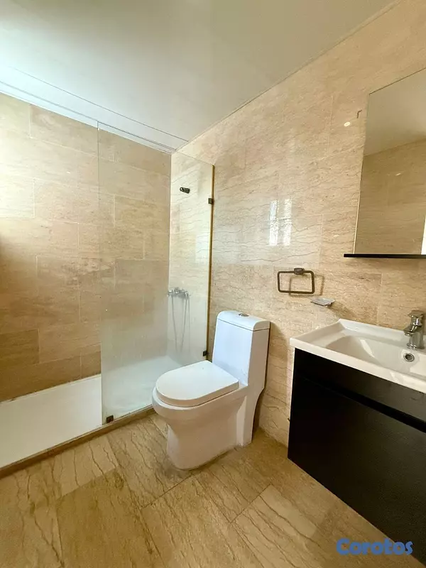 apartamentos - Bella Vista, Amplio apartamento con Balcón, 220mts 8