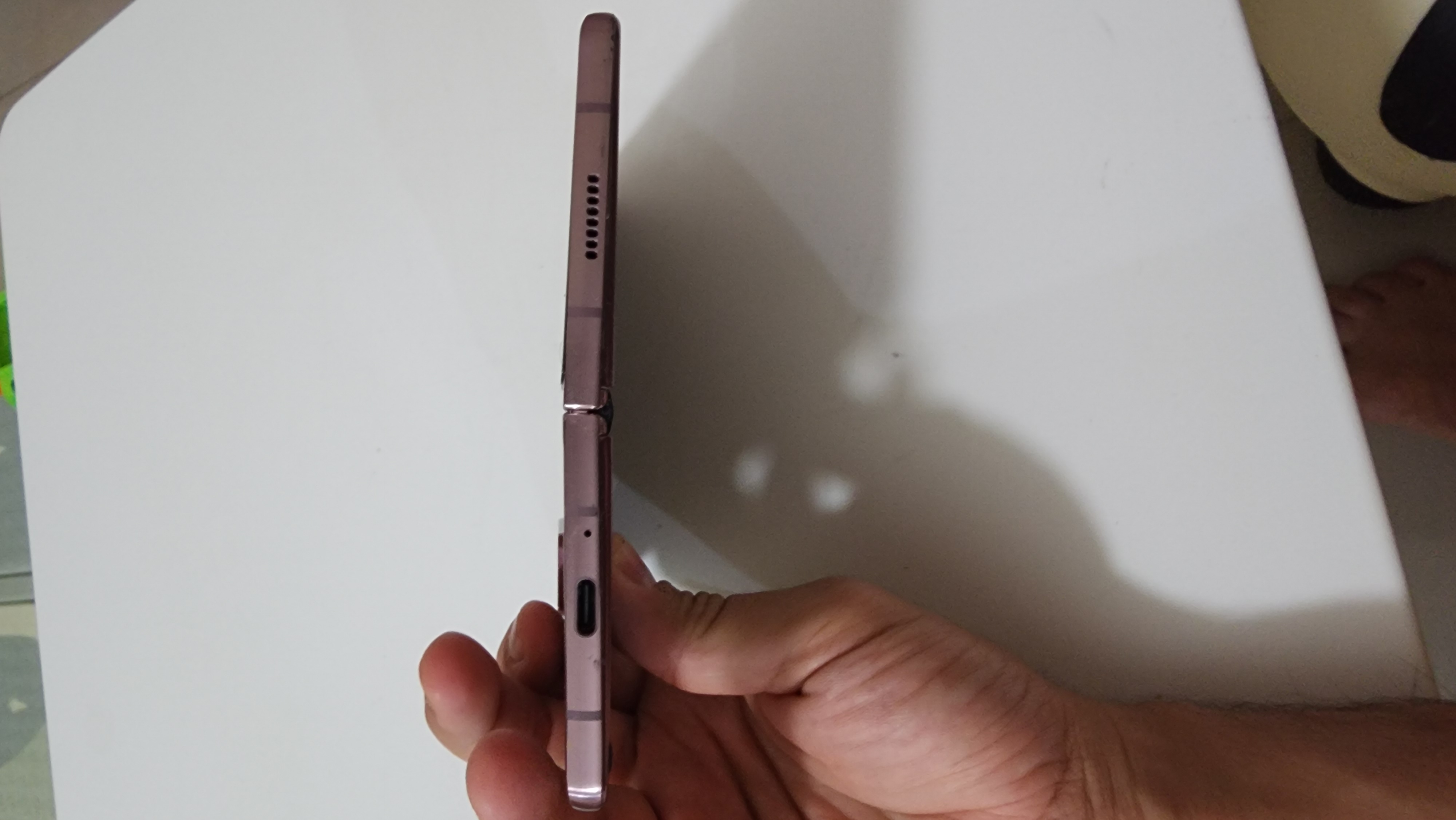 celulares y tabletas - Galaxy Fold 2 en buenas condiciones , funciona todo normal.  sin cargador 5