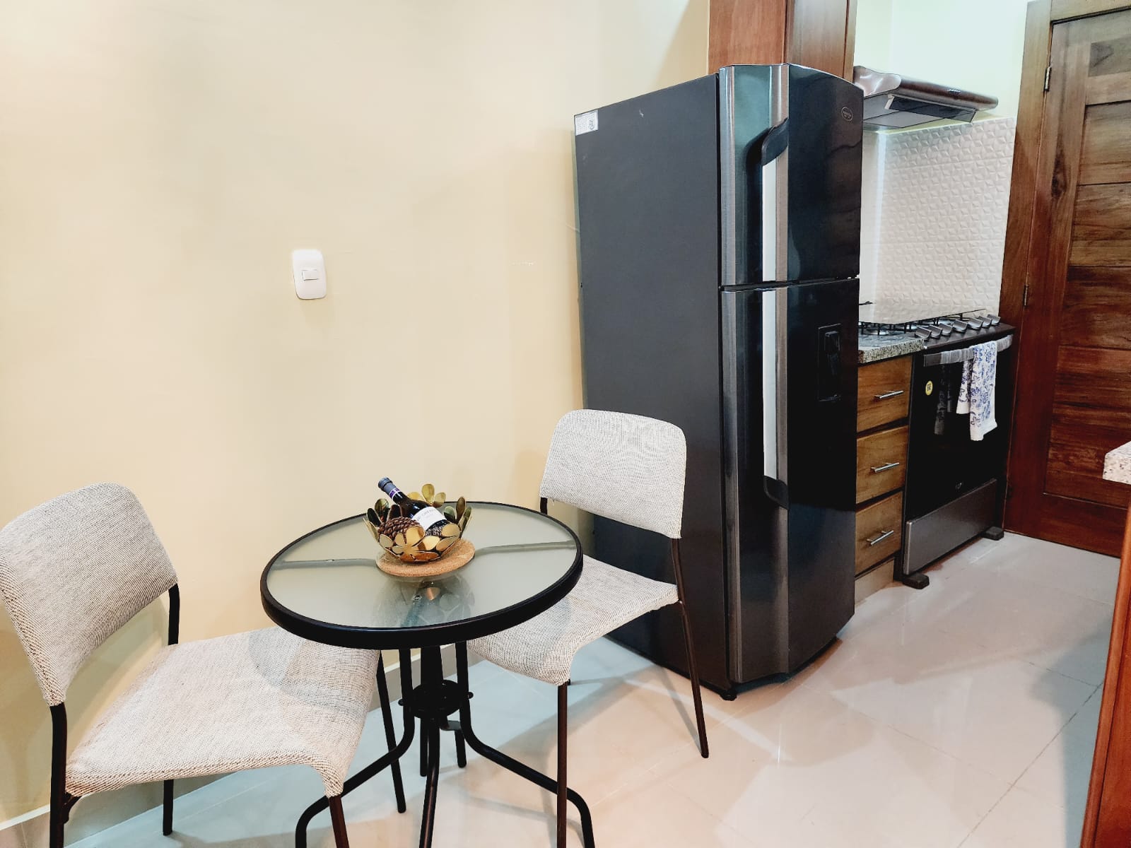 apartamentos - Zona Universitaria  Alquiló de apartamento totalme 7
