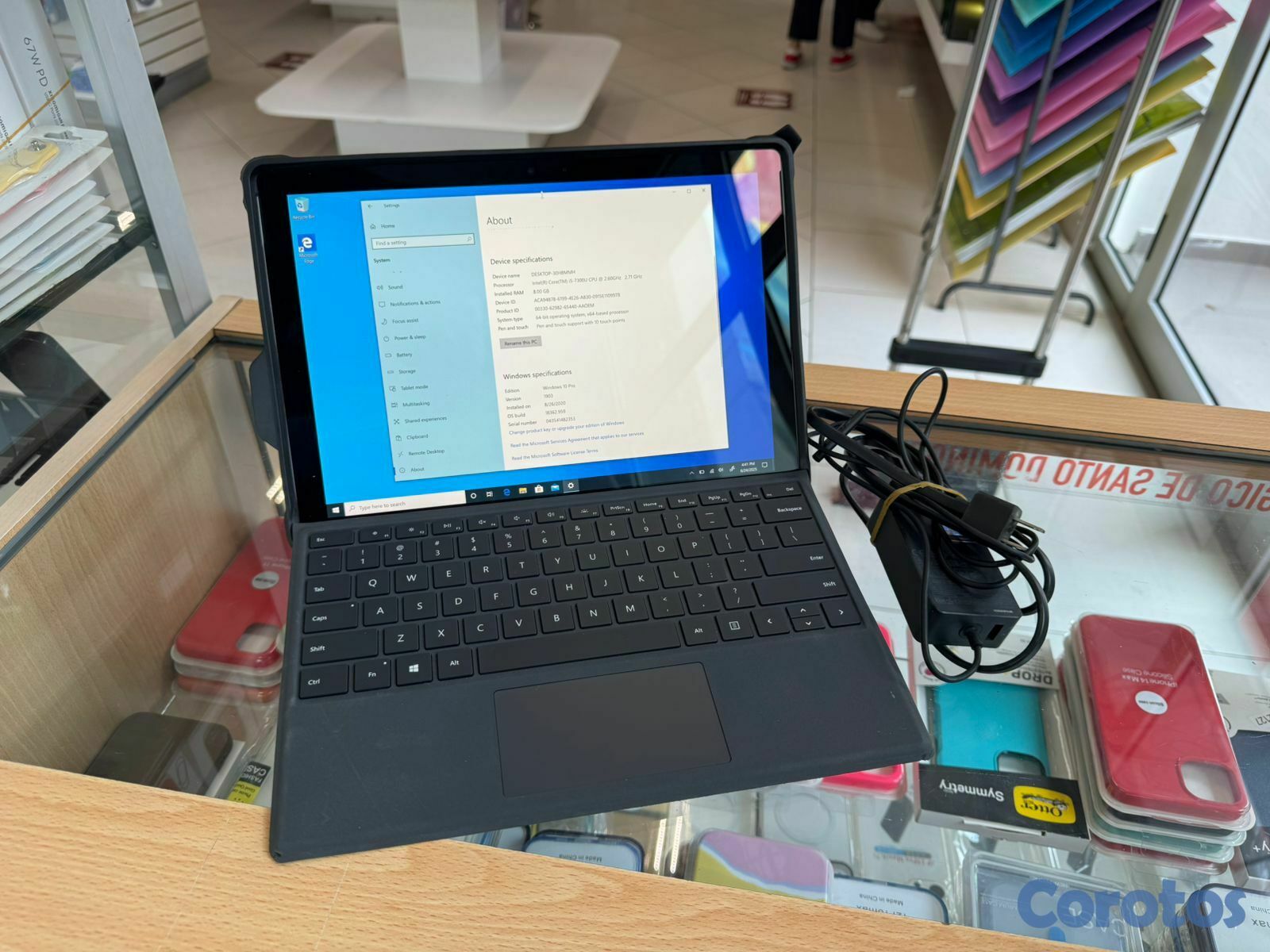 celulares y tabletas - Microsoft Surface Pro 5th Gen I5 8GB RAM 256 GB SS 1