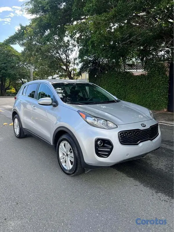 jeepetas y camionetas - Kia Sportage LX 2019 Negociable 5