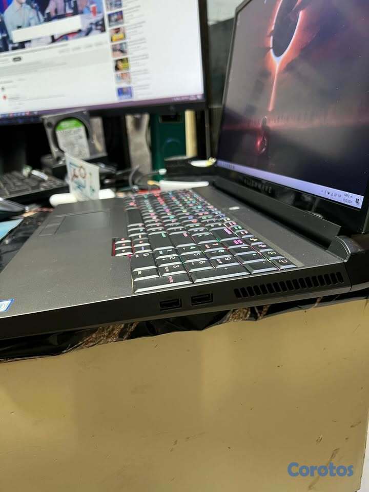 computadoras y laptops - Alienware Area 51m /i9-9900H /RTX2060 6GB/64GBDDR4 4