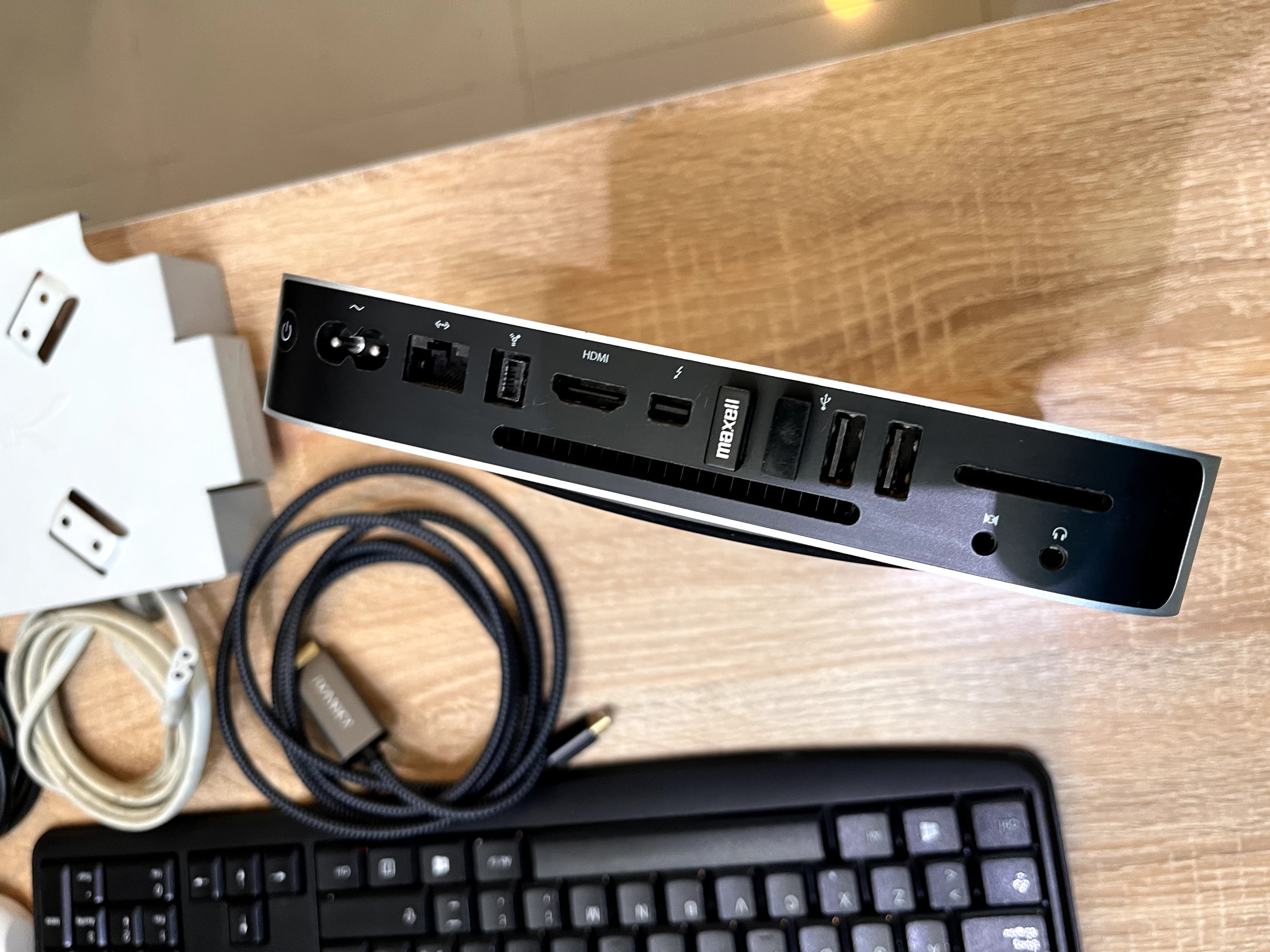 computadoras y laptops - Mac mini (Late 2012) + Monitor HP P22 G4 5