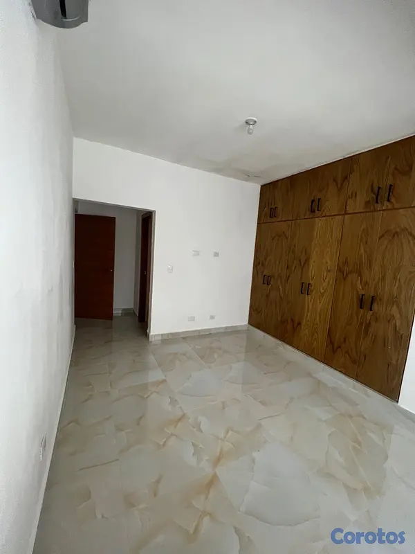 apartamentos - Apartamento con línea blanca en Naco  5