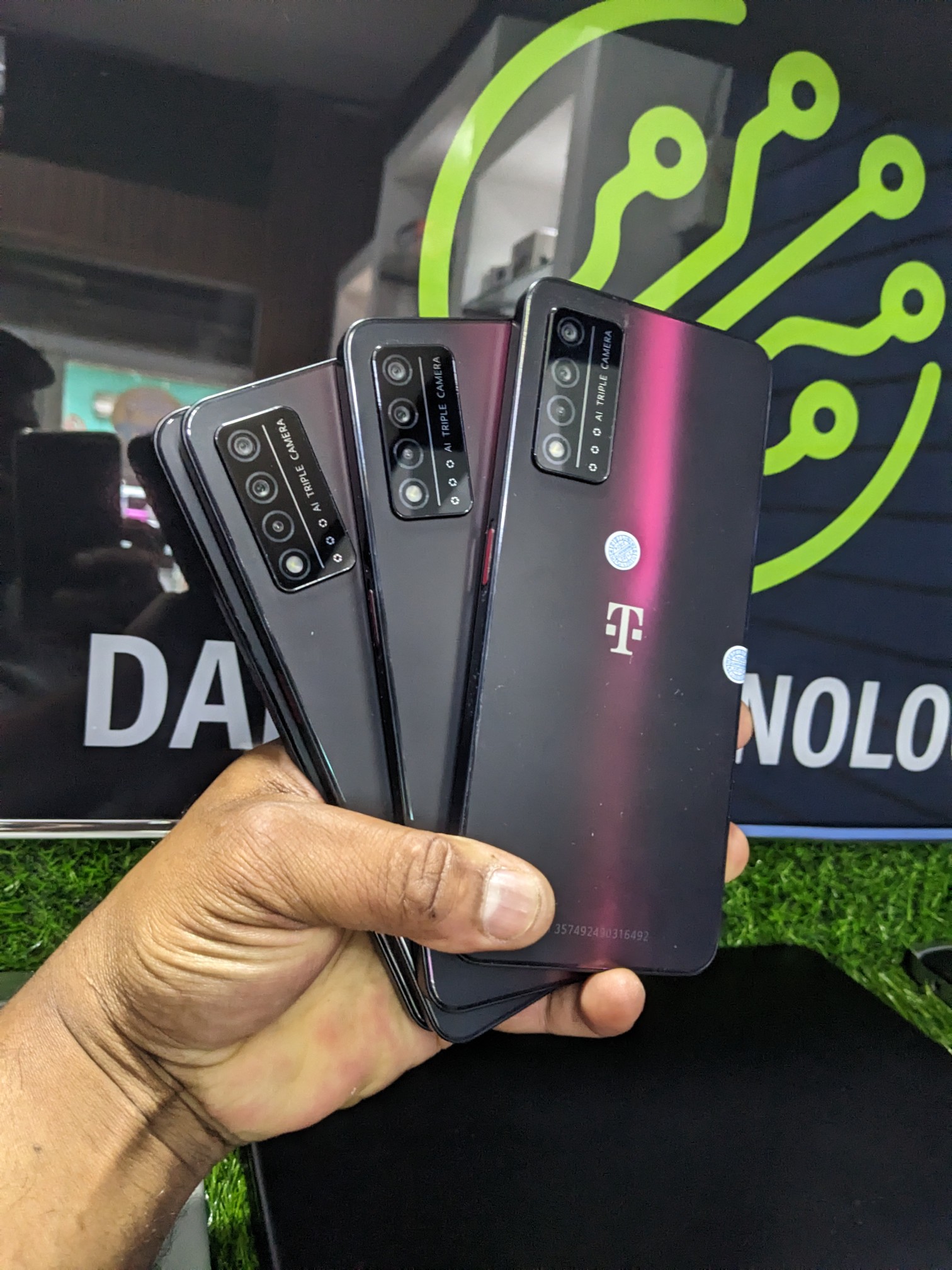 celulares y tabletas - TCL REVVEL plus 5G 4