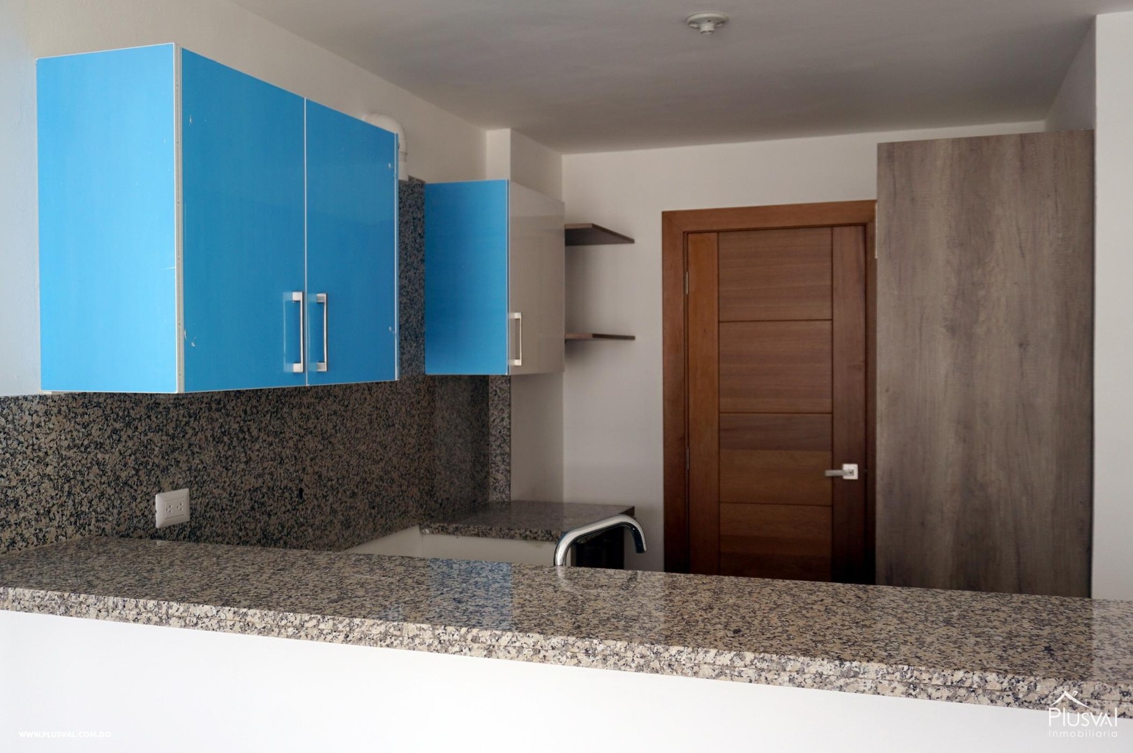apartamentos - Evaristo Morales linea blanca 1 habitacion 1.5 banos 1 parqueo balcon