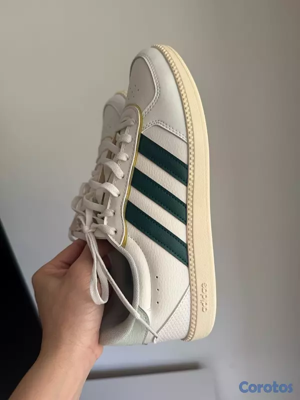 zapatos unisex - Adidas size 7 y medio OFERTA 💰💰💰 2