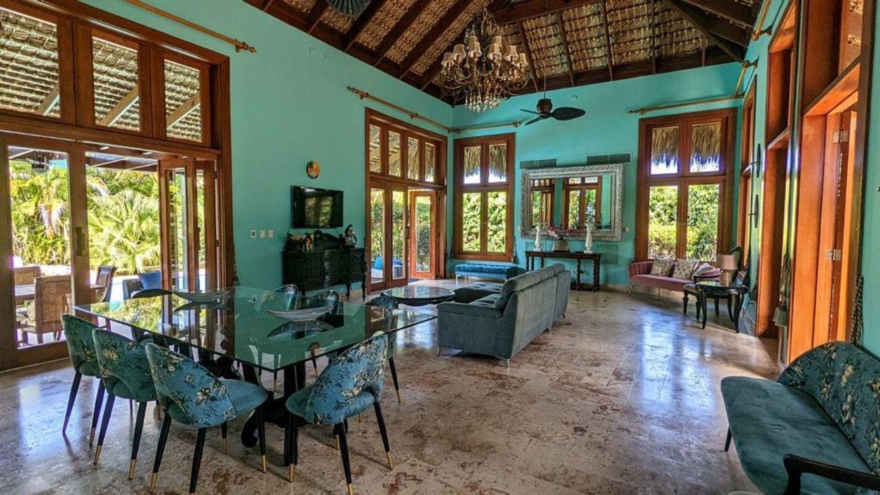 casas vacacionales y villas - Villa de Lujo en Las Lagunas, Cap Cana 📍 10