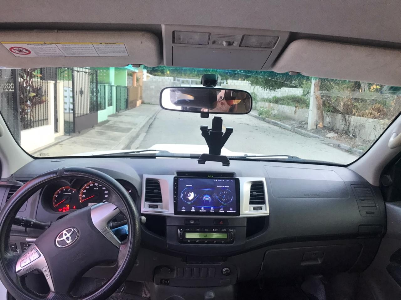 jeepetas y camionetas - Toyota Hilux 2013 SRV la más nítida full 