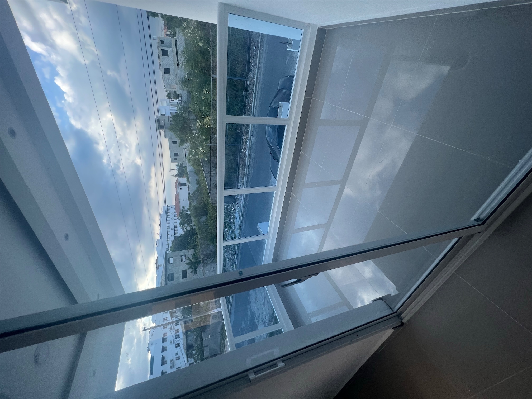 casas - Casa en la autopista de san Isidro prado oriental con amplio patio 2