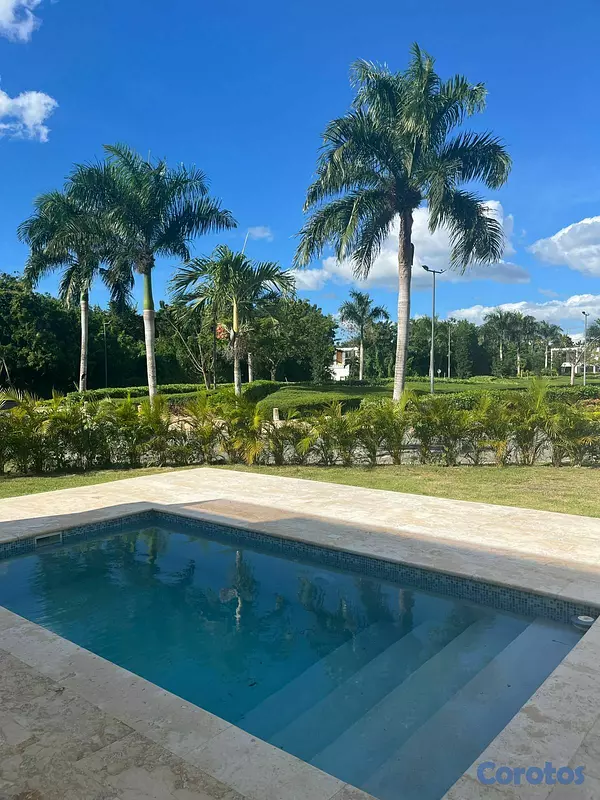 casas vacacionales y villas - Vendo Hermosa Villa ubicada en el residencial Gard 4