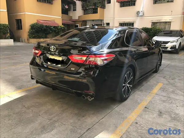 carros - Toyota Camry SE 2019 6