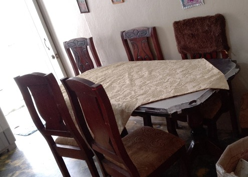 muebles y colchones - Comedor de 6 sillas.
 1