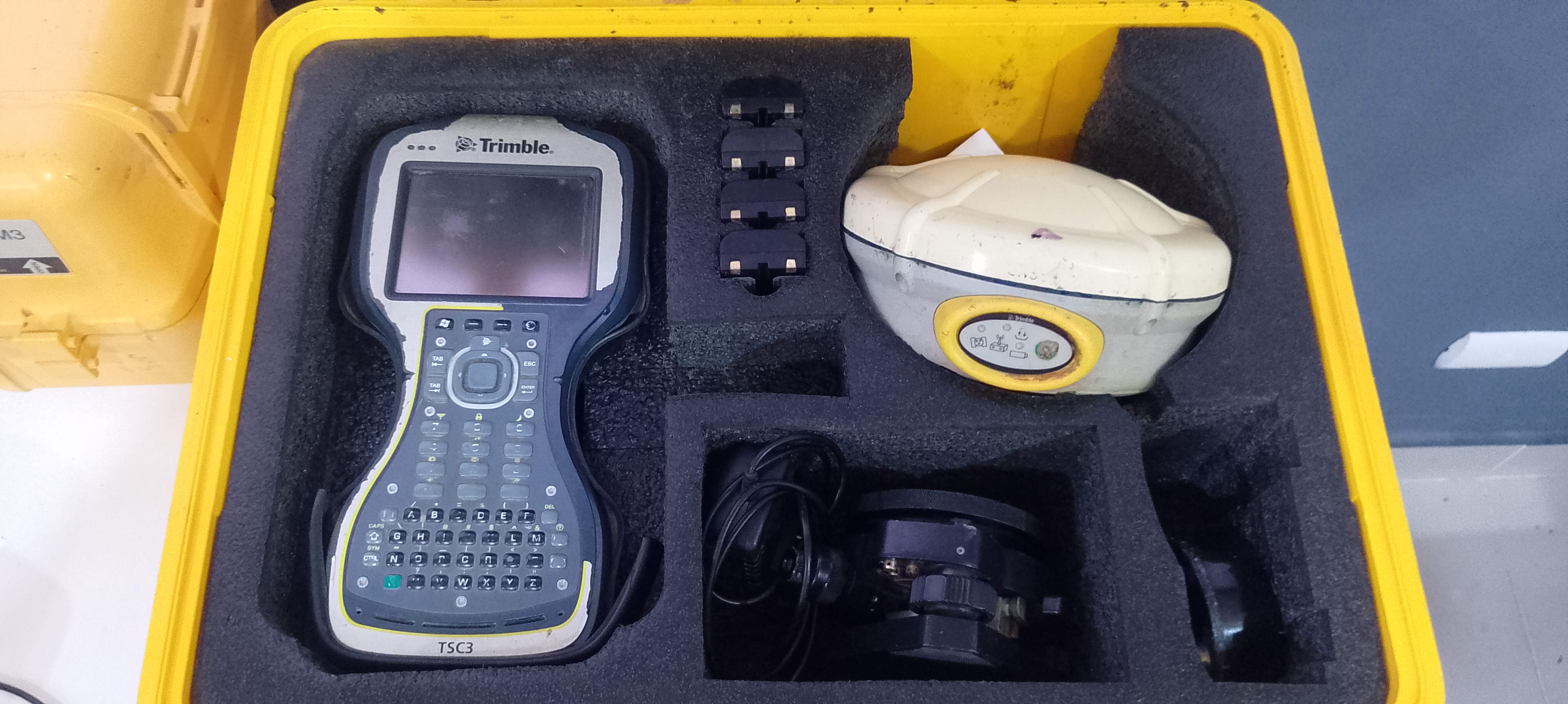 otros electronicos - Receptor GNSS Trimble r8s usados 1