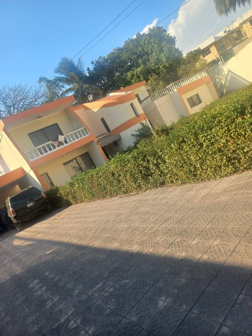 casas - Se vende casa en Los Cacicazgos 5