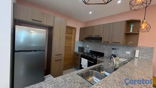 apartamentos - vendo independencia klm 7 tercer nivel tres habitaciones 2.5 baños parqueo balc 7