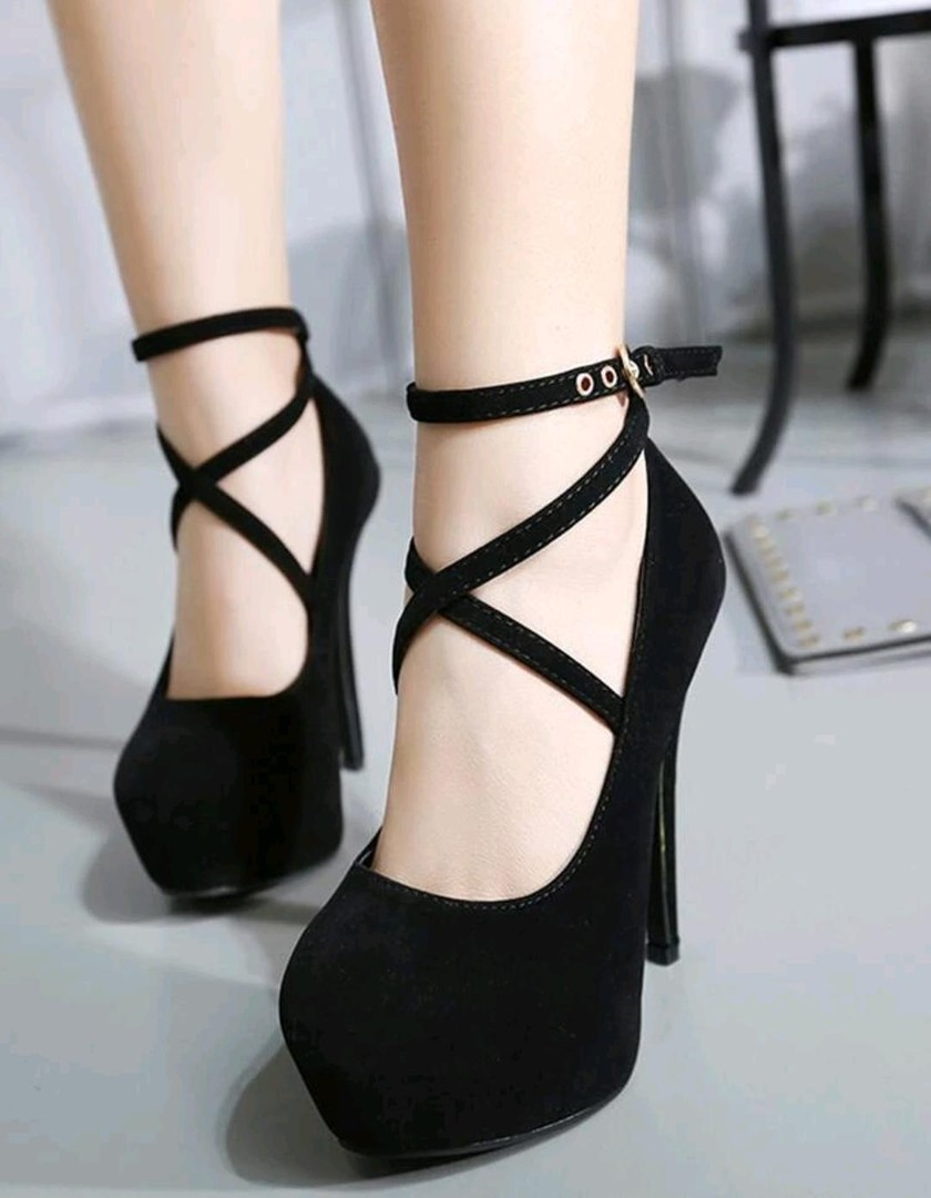 zapatos para mujer - Zapatillas negras de tacón alto, correa cruzada en el tobillo 3