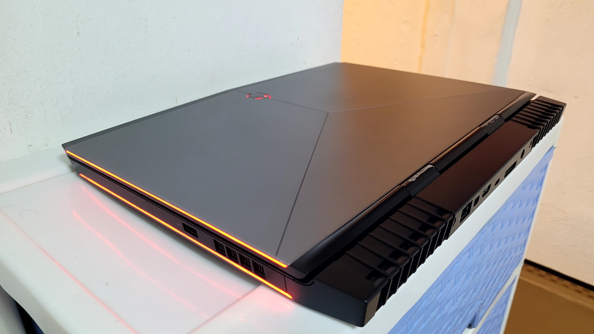computadoras y laptops - Alienware Gamer R3 17 Pulg Core i7 Ram 16gb ddr4 Nvidea Gtx 1070 8gb Dedicada 3