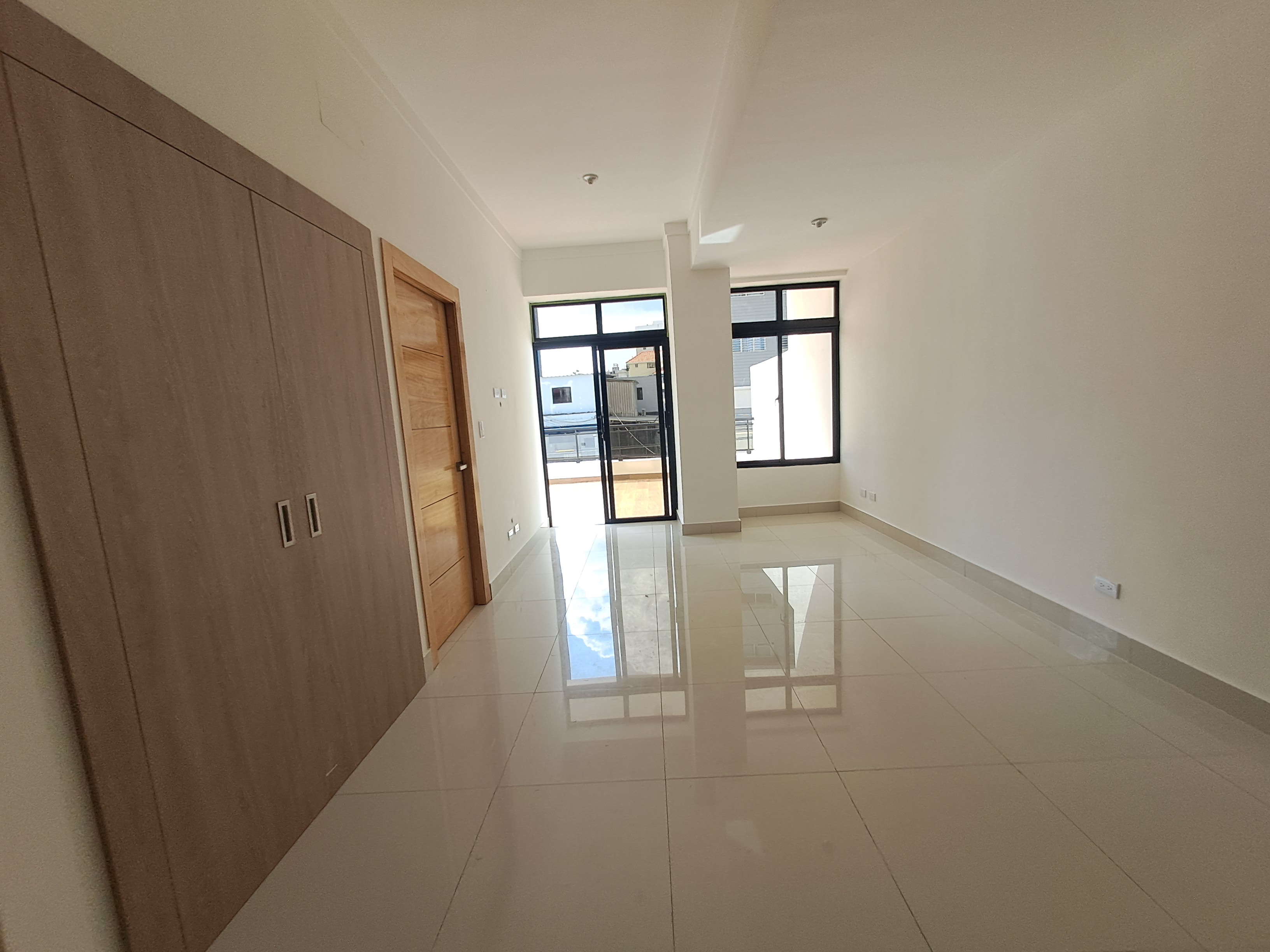 apartamentos - alquilo apartamento 2do piso con terraza en bella vista  7